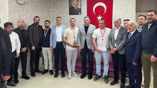 “Bowling Turnuvası” Ödülleri Dağıtıldı