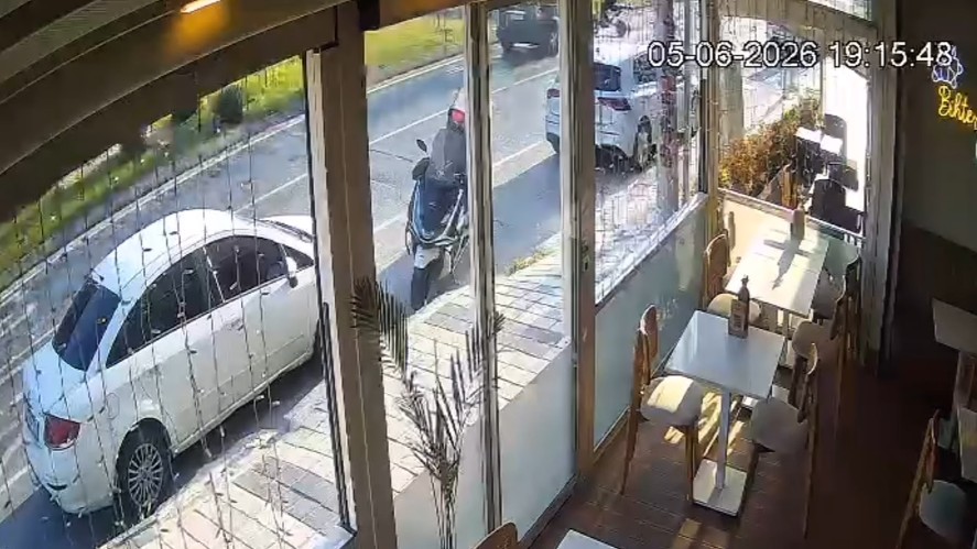 Çerkezköy’de Hafif Ticari Araç ile Elektrikli Bisiklet Çarpıştı: 1 Kişi Hayatını Kaybetti