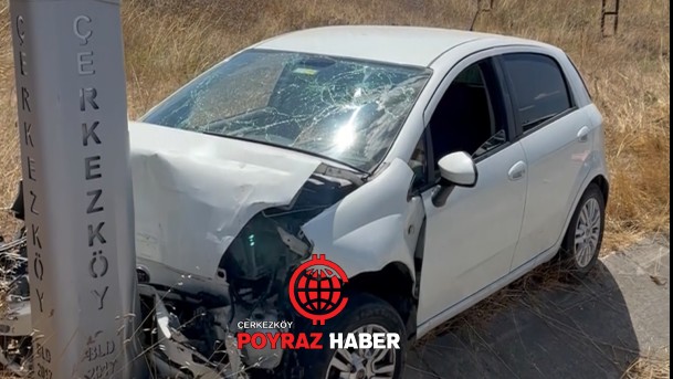 KIZILPINAR YOLUNDA ZİNCİRLEME KAZA; 2 KİŞİ AĞIR YARALI