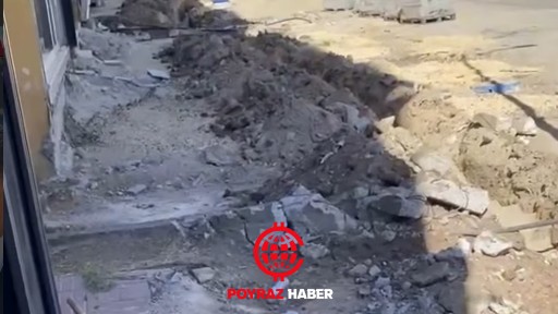 Çerkezköy Efendioğlu Sokak kaldırım çalışmalarının uzun süredir tamamlanaması vatandaşı çileden çıkardı.